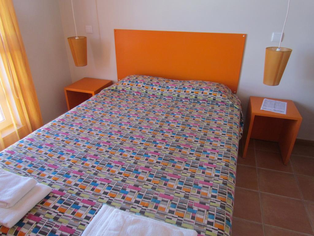 Hi Portimao - Pousada De Juventude Habitación foto